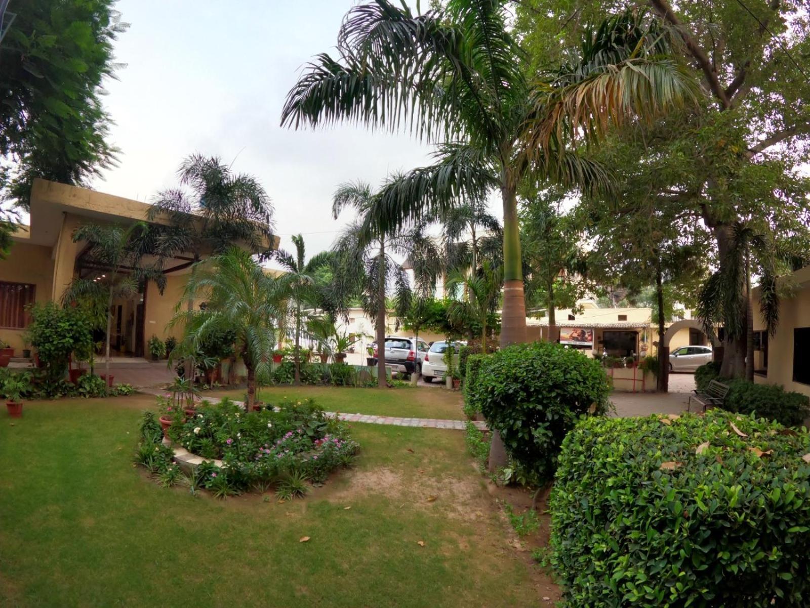 Sheela Stays Ludhiana Exterior foto