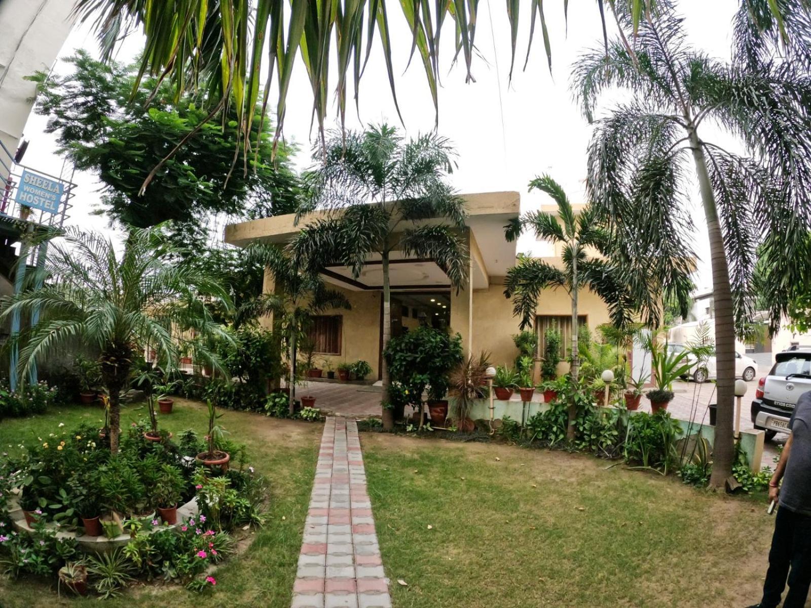 Sheela Stays Ludhiana Exterior foto